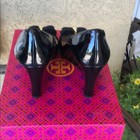 Tory Burch Wedge - Picture 3 of 6